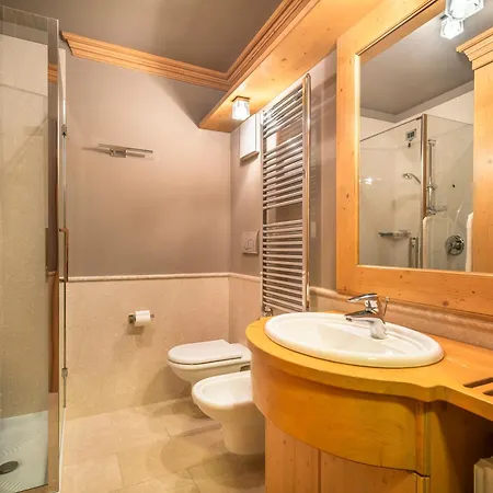 Elegant Tabla With Garden R&r Apartamento
